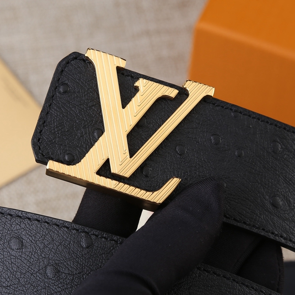 激安ルイヴィトンベルト背面デザイン